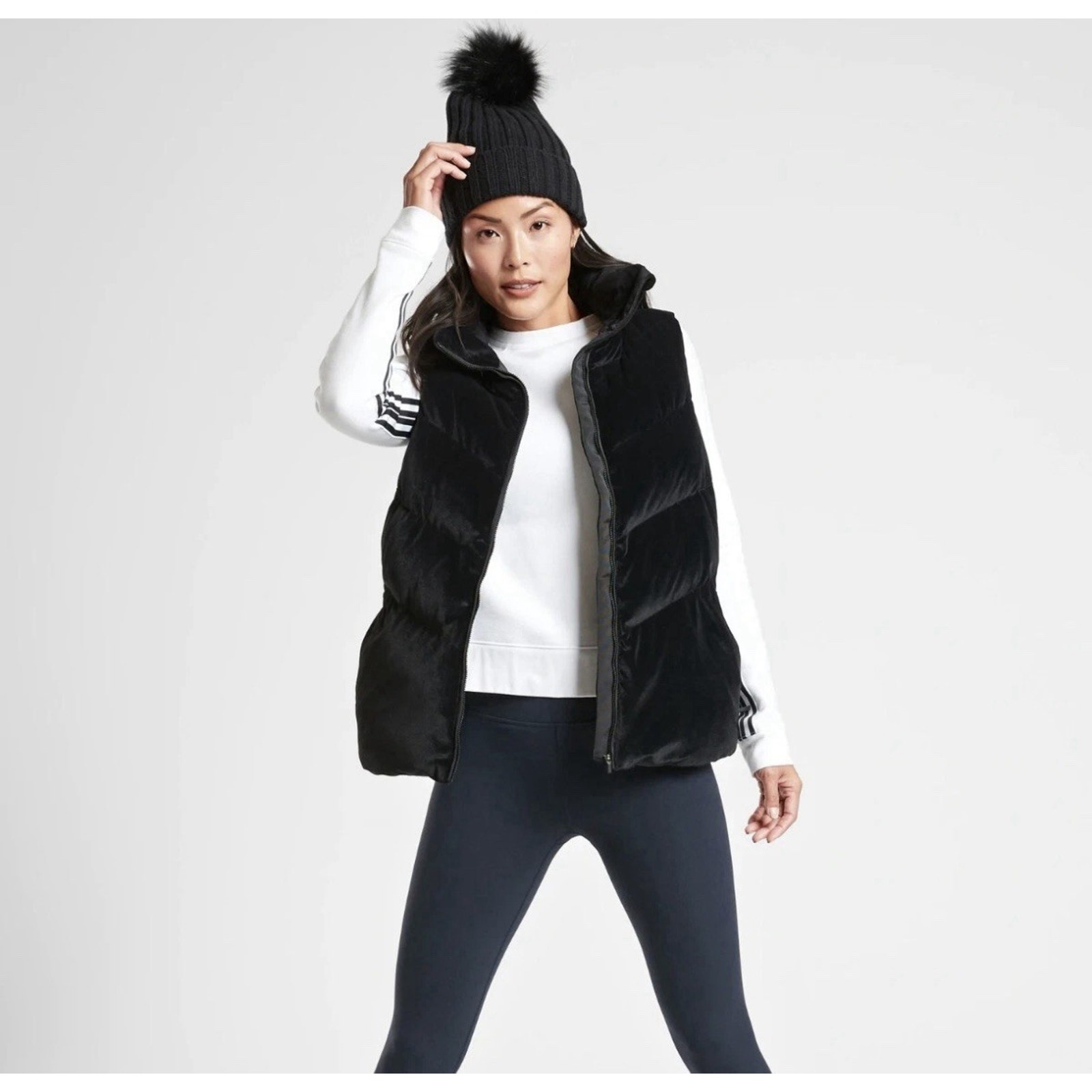 Athleta Black Lofty Velvet Down Puffer Vest Size Xxs Hooded Full Zip Goose Down